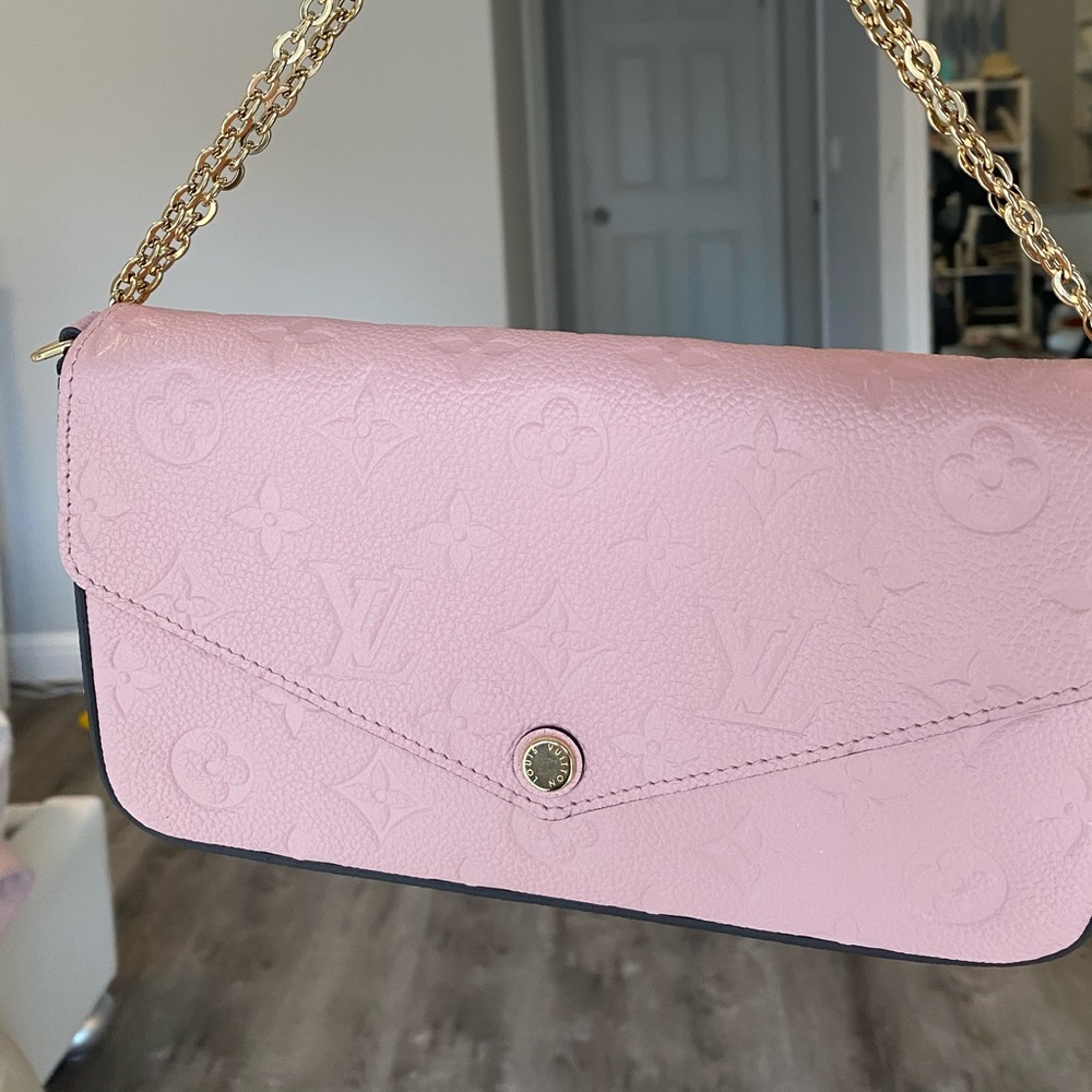 LV Felicie pochette